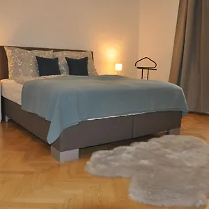  Apartment Wunderschöne Altbauwohnung In Zentraler Lage Österreich