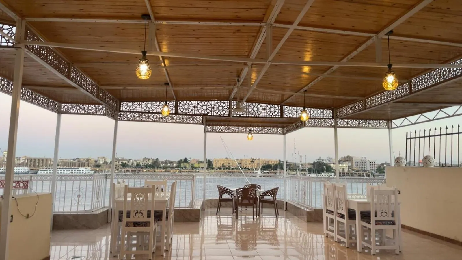 Full Moon House Apartment Luxor