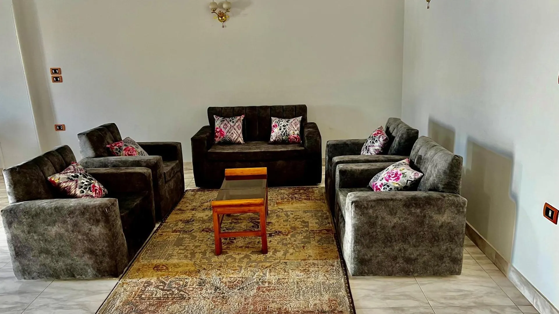 Ferienwohnung Full Moon House Luxor Apartment